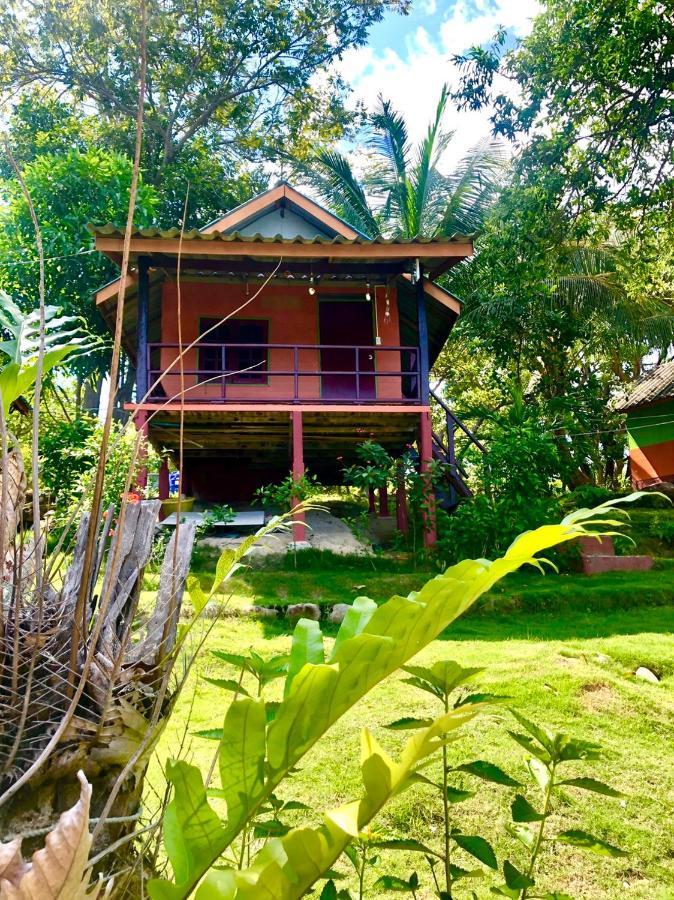 Daya Hill Seaview Hotel เกาะหลีเป๊ะ ภายนอก รูปภาพ